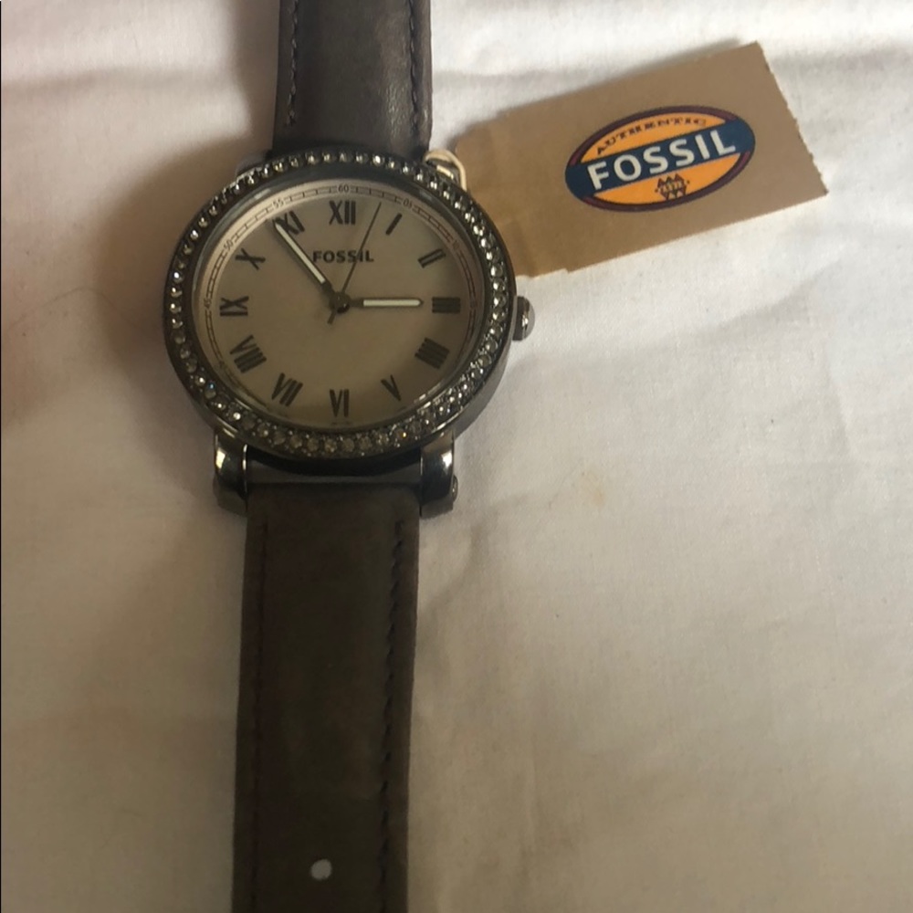 Fossil Watch with pearl face